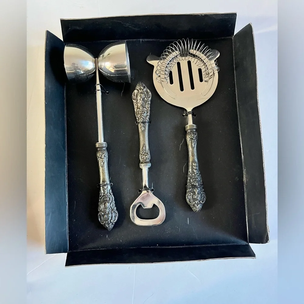Cynthia Rowley 3-Piece Bar Tool Set - Jigger, Bottle Opener & Cocktail Strainer - Picture 9 of 9